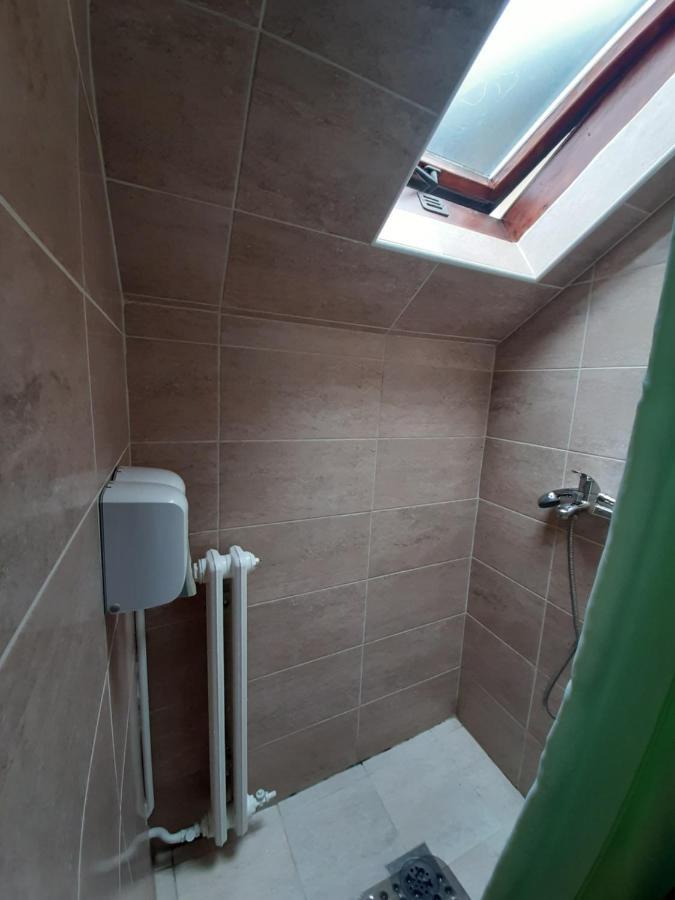 Apartmani Sara Нови Сад Екстериор снимка